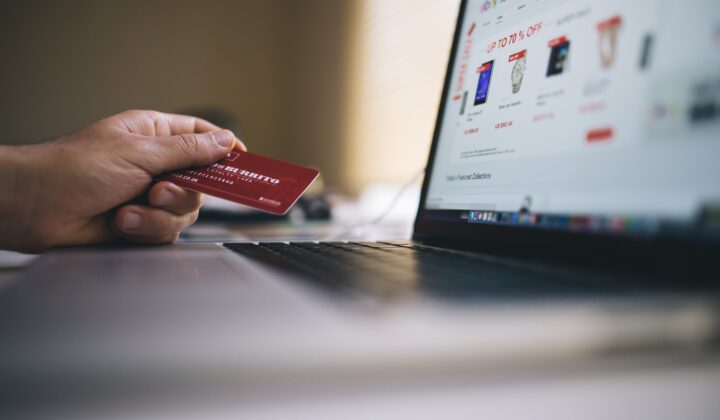 Late payment: causes, effects, and solutions