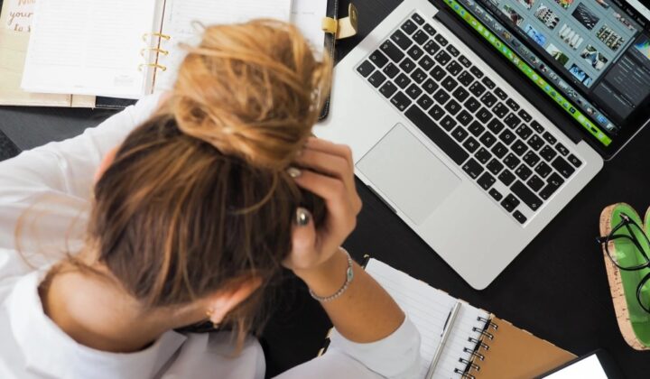 Five early warning signs of financial trouble